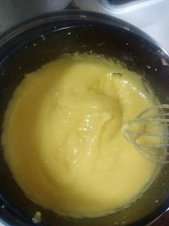 Una foto de Crema de limón (lemon curd) very fácil
