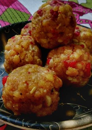 A picture of Boondi Ladoo.