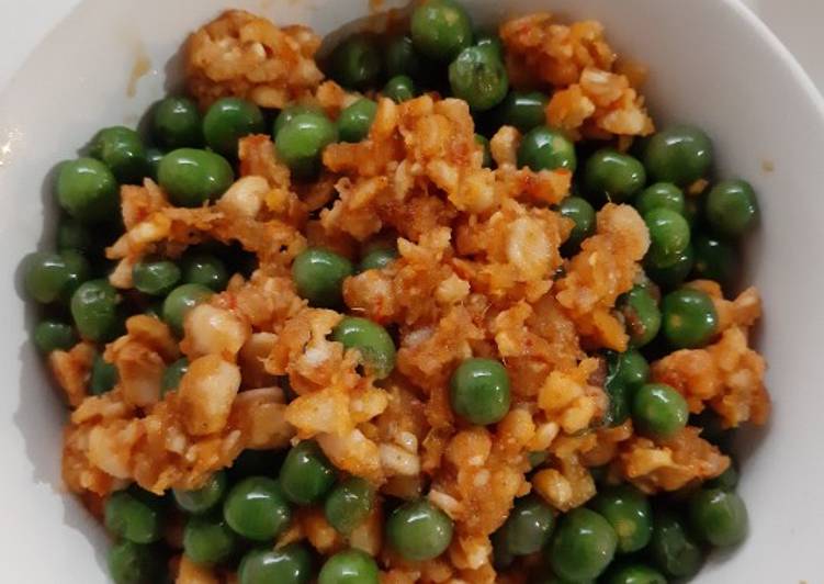 Cara Menyiapkan Tumis leunca tempe, Enak Banget