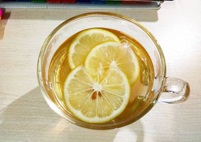 Ini dia! Resep  membuat Warm Honey Lemon Tea yang lezat