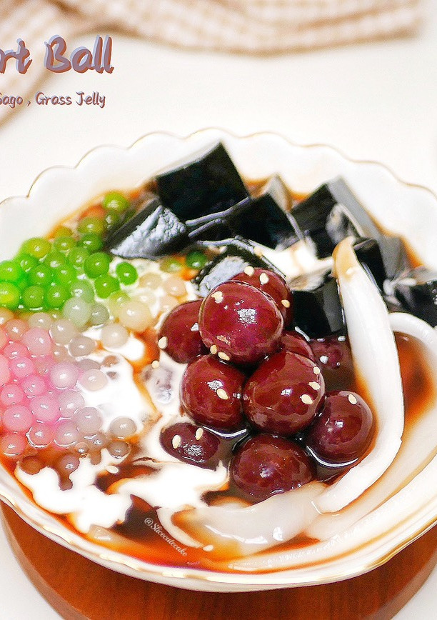 Foto resep Dessert Ball Cincau Sagu Mutiara Dan Kelapa Muda