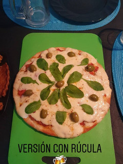 Una foto de Pizza casera mega fácil