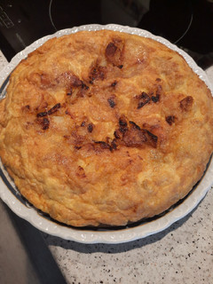 Una foto de Tortilla de patatas con cebolla