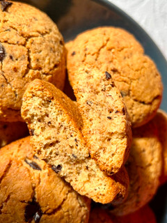 Una foto de Galletas de almendra y chocolate