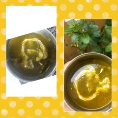 A picture of Spinach-Potato Curry.