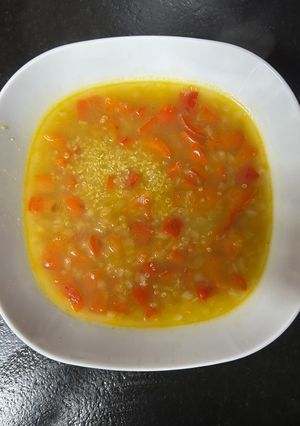 Una foto de Sopa de quinoa y verduras