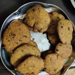 A picture of Millet tikki.