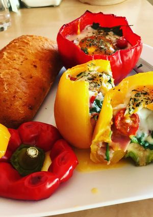 Minden jóval töltött Kaliforniai paprika recept fotója