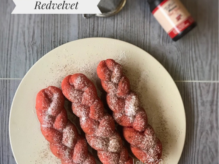 Resep Donat Kepang Redvelvet yang Sempurna