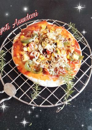 A picture of Instant party pizza.