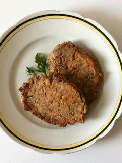 A picture of Red Beans Steaks.
