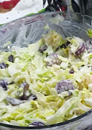 Una foto de Ensalada Navideña