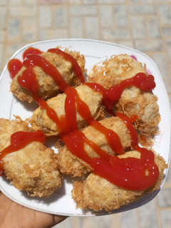 A picture of Alo potato rolls.