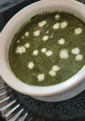 પાલક સુપ(Palak Soup Recipe in Gujarati) રેસીપી મુખ્ય ફોટો