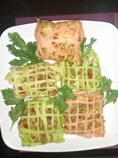 A picture of Stuffed Net crepes.
