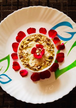 દૂધી ની રબડી (Dudhi Rabdi Recipe In Gujarati) રેસીપી મુખ્ય ફોટો