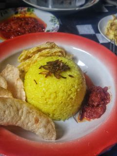 Foto resep Nasi Kuning/Nasi Uduk Ricecooker + Sambel