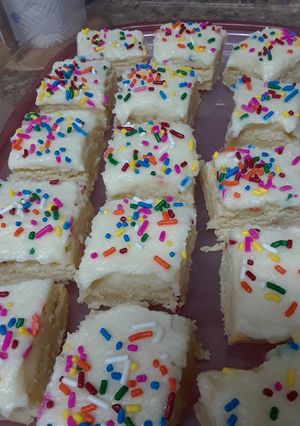 A picture of Frosted Sugar Cookie Bars.