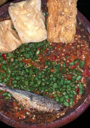 Foto resep Sambel Pencok Kacang Panjang