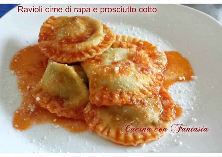 Ravioli con cime di rapa e prosciutto cotto