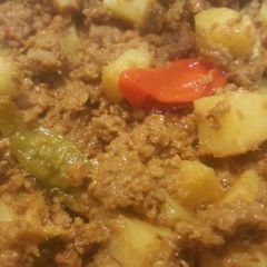A picture of Aloo kema.