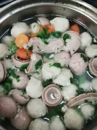 Cara Gampang Membikin Resep Sup wortel sosis n baso pentul yang Sempurna Anti Ribet, Bikin Ngiler