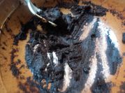 Una foto de chile pasilla con mole