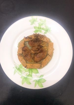 A picture of Pan-Fried Bánh Tét Pizza Style.