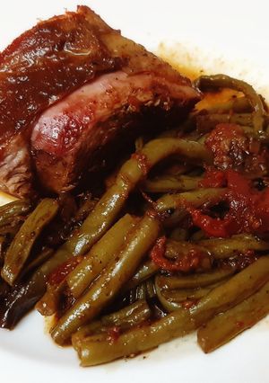 Une photo de Rôti d'agneau aux haricots verts ❤