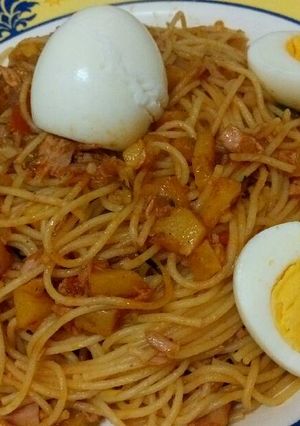 صورة لوصفة سباجيتي مع التونه والبطاطس