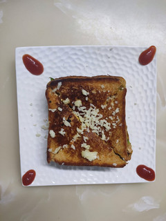 वेजी मयो चीज़ सैंडविच (Veggi mayo cheese sandwich recipe in hindi) रेसिपी मुख्य फोटो