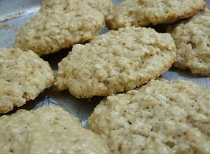 Una foto de Galletitas de avena y limón 🍋