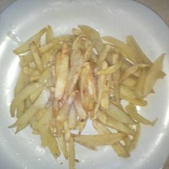 A picture of Fries.