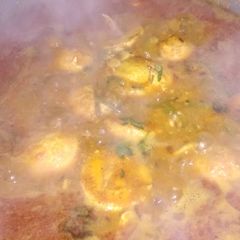 A picture of Egg curry.