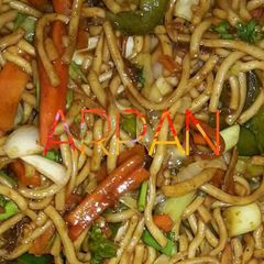 A picture of Chowmin/Hakka Noodles [Street Style].