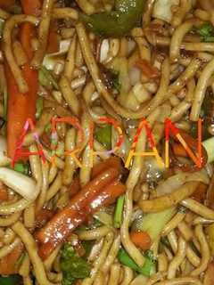 A picture of Chowmin/Hakka Noodles [Street Style].