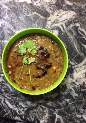 A picture of Panchrangi dal tadka.