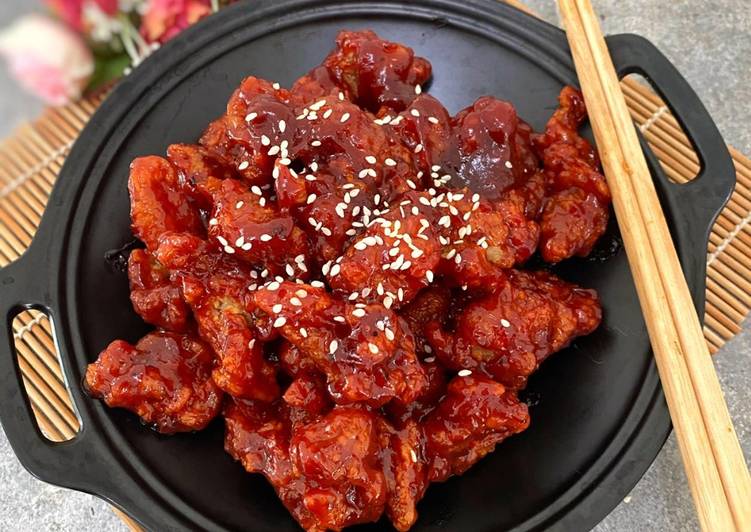 Cara Gampang Menyiapkan Korean Fried Chicken - Dak Gang Jung yang Lezat Sekali