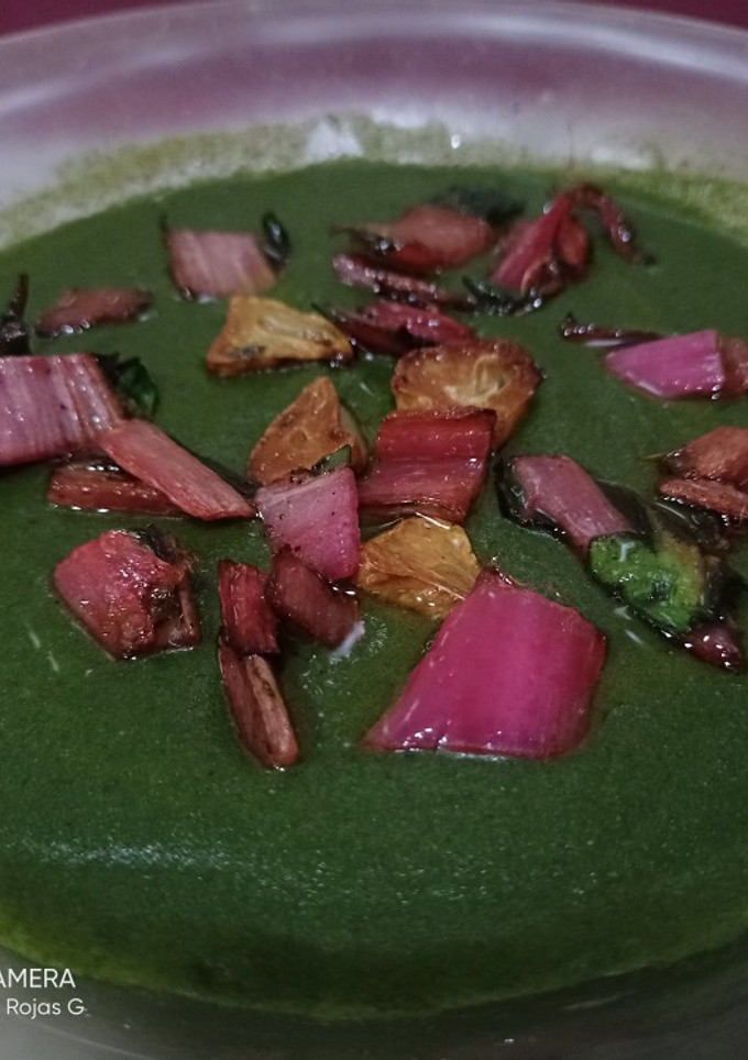 Una foto de Crema de acelgas, divertida