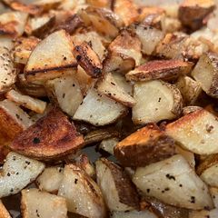 A picture of Extra Crispy Roasted Potatoes.