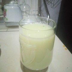 Lemmon juice A picture of Lemmon juice.