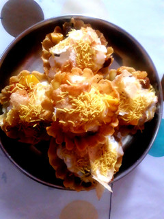 कटोरी चाट (Katori chaat recipe in hindi) रेसिपी मुख्य फोटो