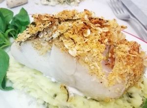 Una foto de Skrei con crumble de avena