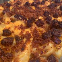 A picture of Macaroni cheese with a twist.