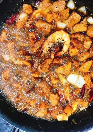 Hình của món Thịt kho cùng tôm tươi.