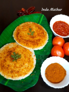 थत्ते इडली और चटनी (thatte idli aur chutney recipe in Hindi) रेसिपी मुख्य फोटो
