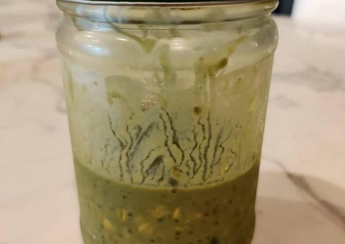 Simple Way to Prepare Homemade Matcha Overnight Rolled Oats