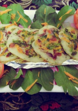 A picture of Veg uttapam.