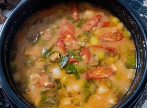 Foto resep Doenjang Jjigae / Miso Soup ala Korea