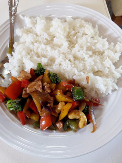 A picture of Thai chicken and vegetable spicy stir fry.